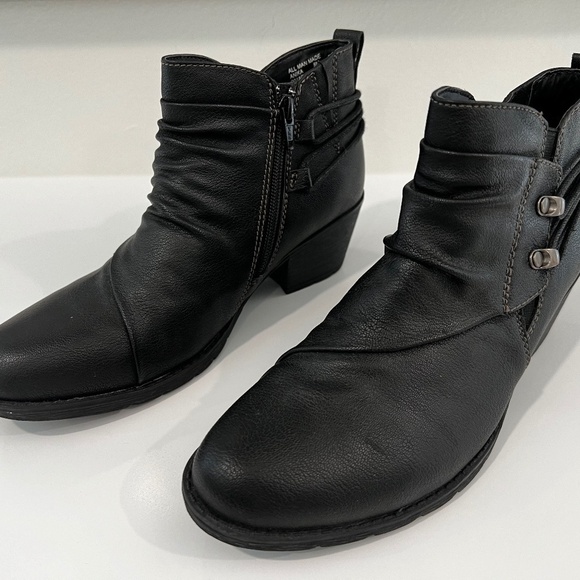 Earth Origins 8 Anika Ankle Bootie Black Comfy goth - Picture 2 of 8